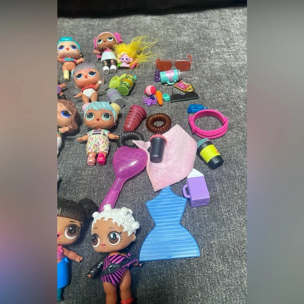 L.O.L. Surprise! Pink and Blue Dolls & Accessories Set